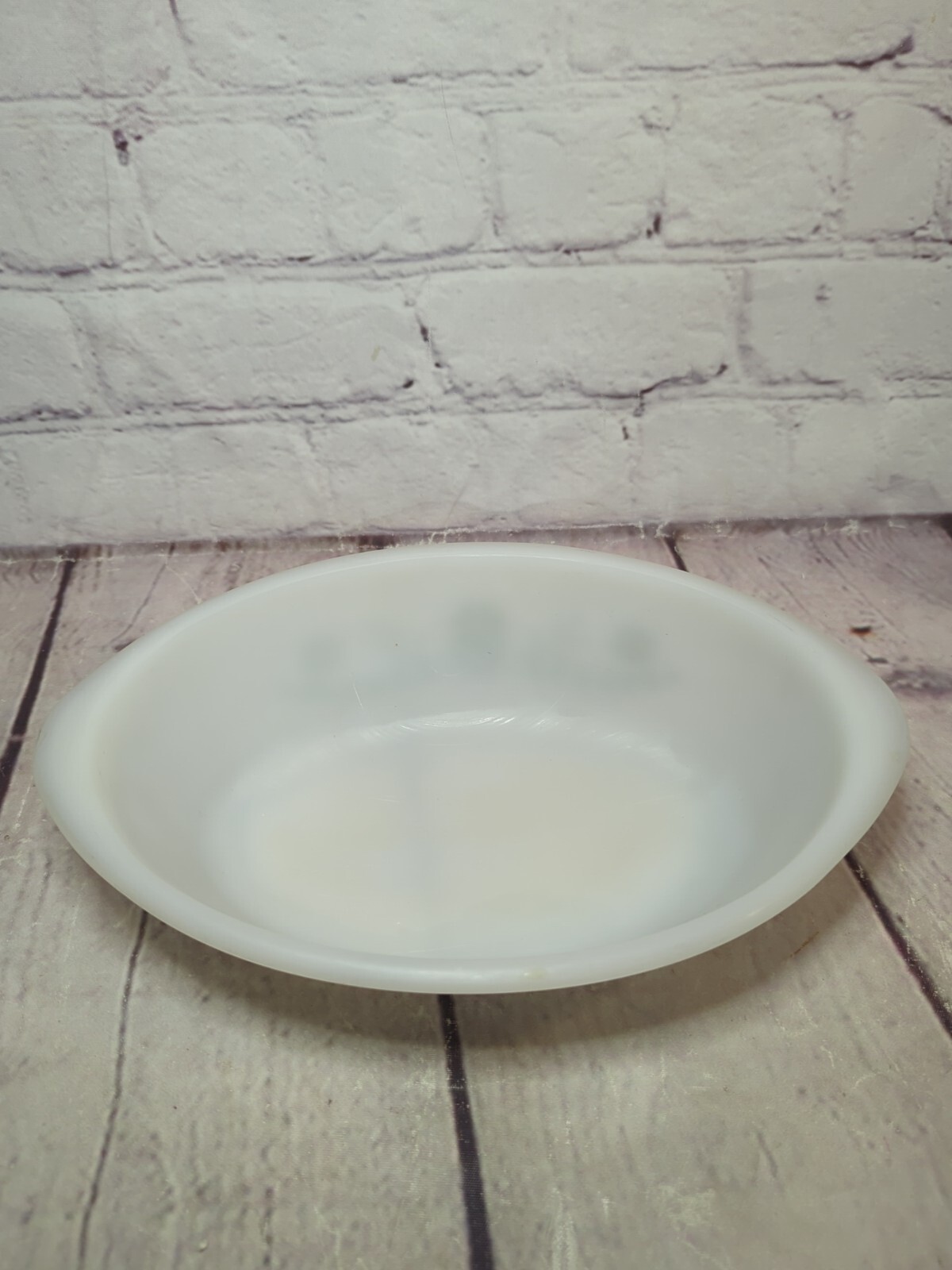 Vintage Glasbake J235 1 Qt. 10" Oval Green Daisy Milk Glass Casserole Dish 