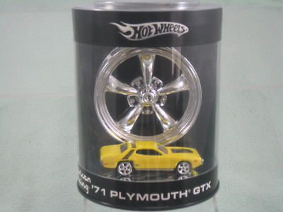 Hot Wheels Series 1 Classics Limited edition # 10 71 Plymouth GTX choose color