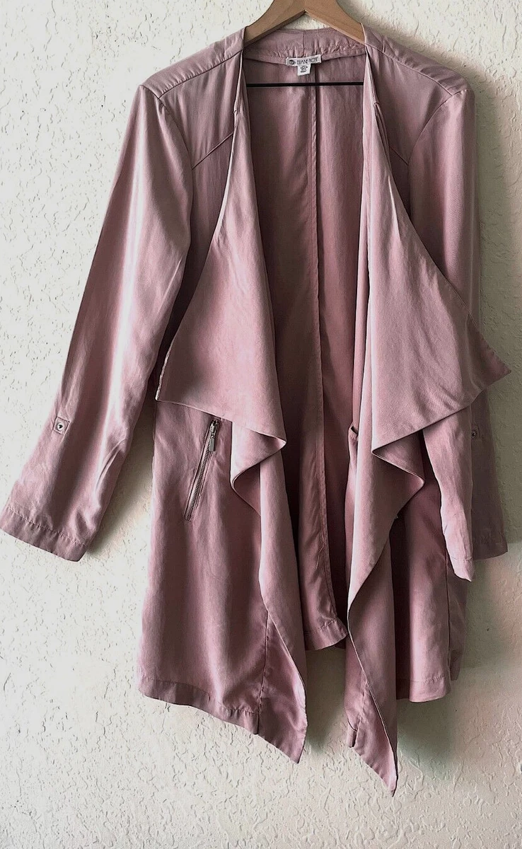 Trench clearance rose pale