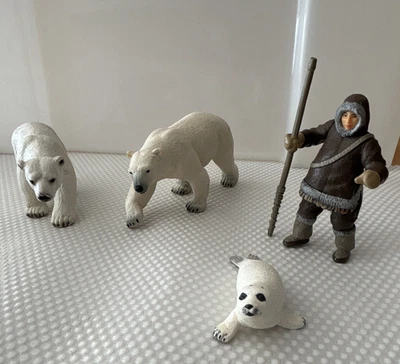 Papo and Schleich Plastic Polar Bears, Seal Pup and Inuit Figurines - Image 1 of 4