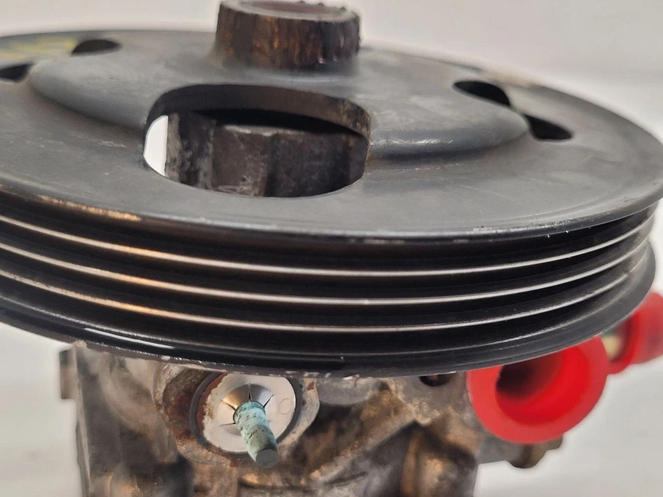 Bomba de dirección asistida Chevrolet Tracker 2001-2004 30025163 01-04 Foto 3 de 4