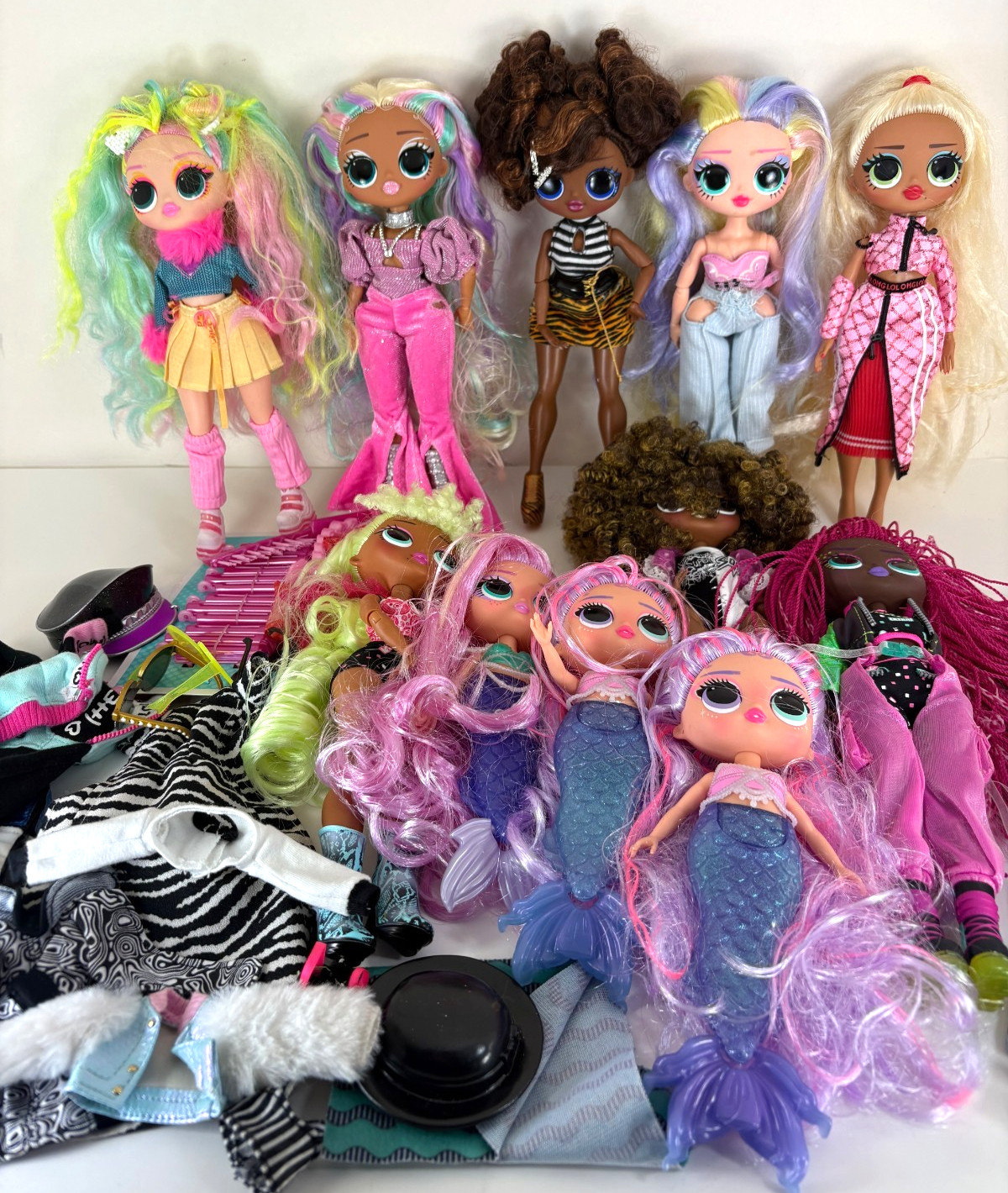 & Tweens With Accessories