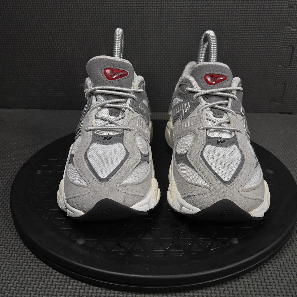 New Balance 9060 Zapatos Juveniles 2 Gris Blanco Gamuza Gruesas Tenis Informales Correr Foto 2 de 4