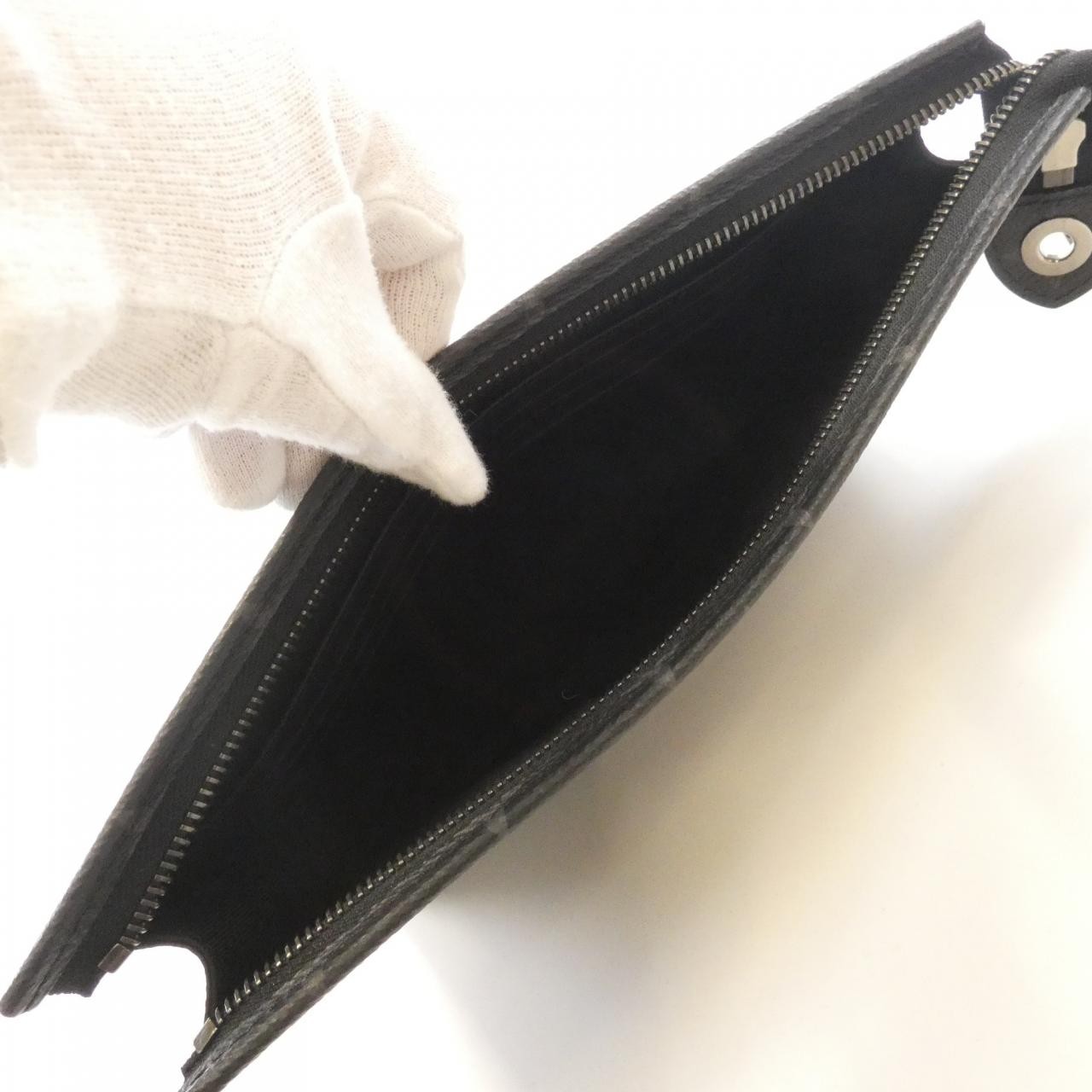 Authentic LOUIS VUITTON Monogram Split Pochette V… - image 5