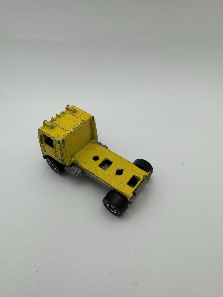 风火轮半卡车 1981 年 Cabover 黄色马来西亚 — 第 2/3 张图片