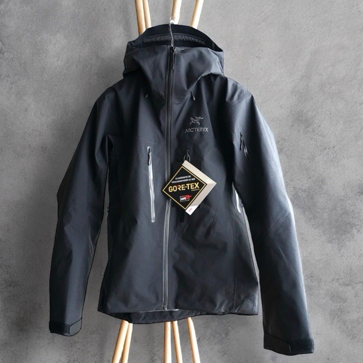 THIS IS 100% REAL】Arcteryx Alpha SV Jacket mens - Size S - Black