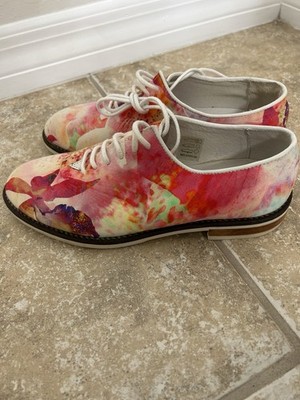 Swear Multicolor Floral Lace-Up Women's Flats Casual Round Toe