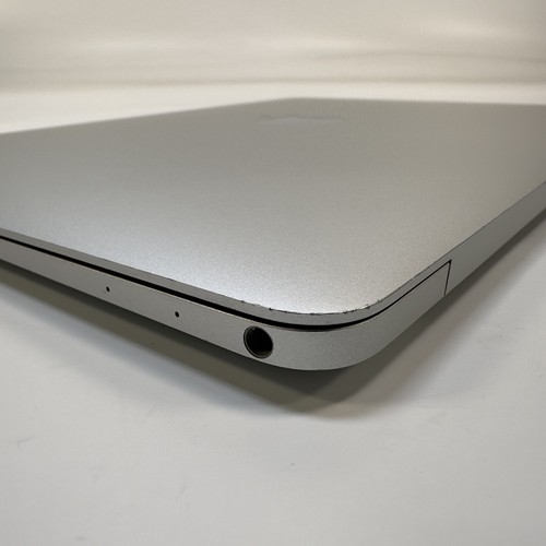 Apple 2017 12" MacBook 1.3GHz i5 MNYJ2LL/A | Key Issue | For Parts - Afbeelding 10 van 11