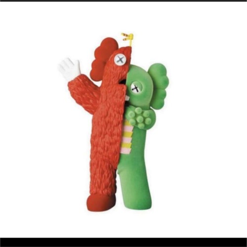 Kaws Kachamukku Vinyl Figure 2022 New 