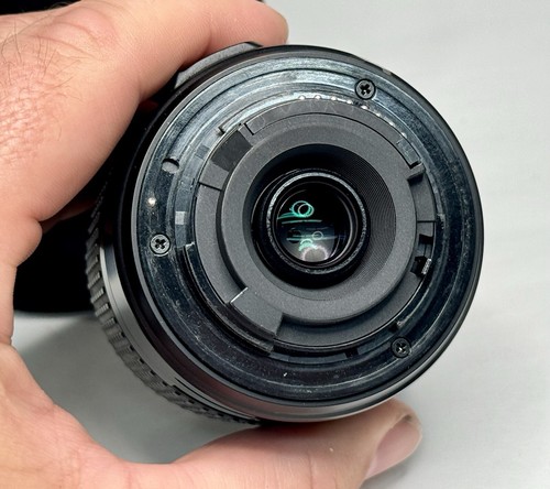Nikon AF-S Nikkor 55-200mm 1:4-5.6 G ED DX Zoom Lens 35mm DSLR Digital - Picture 6 of 8