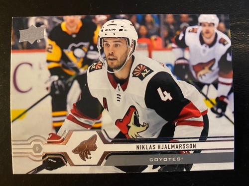 Finish Your Set 2019-20 Upper Deck Hockey Series 1 #1-200 Buy 1 Get 1 free - Picture 161 of 201