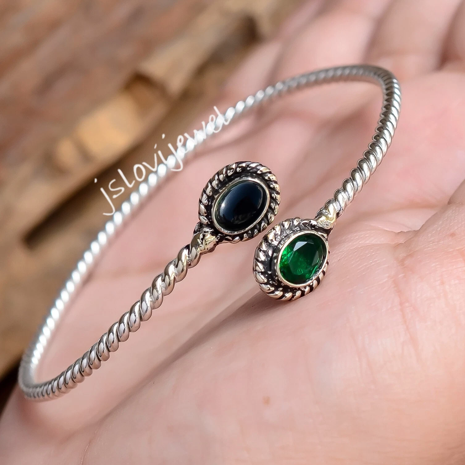 VALENTINO Bracciale ragazza argento sterling 925 onice nero e pietra preziosa diopside C 68