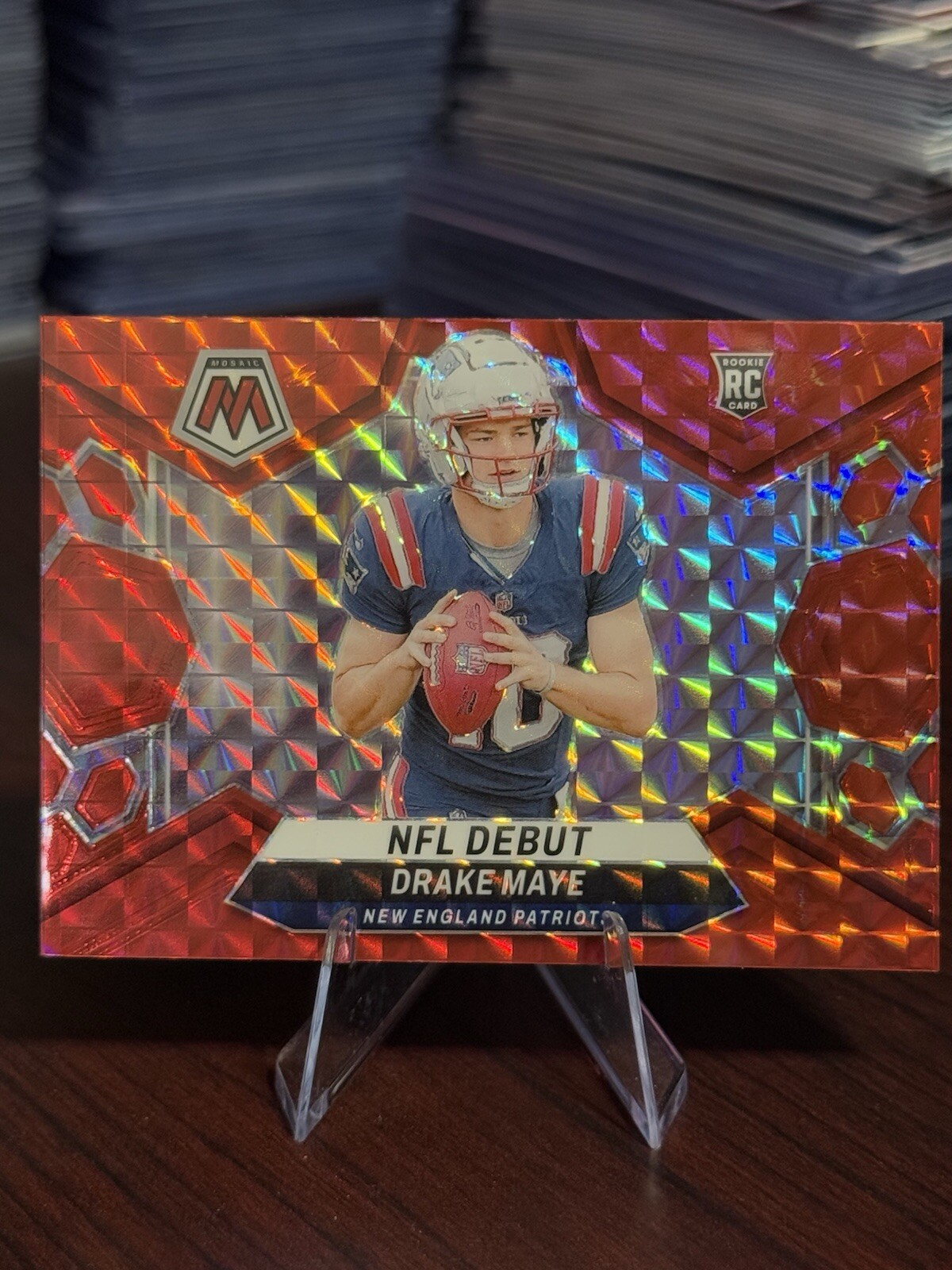 Drake Maye 2024 Mosaic NFL Debut Red Mosaic RC New England Patriots