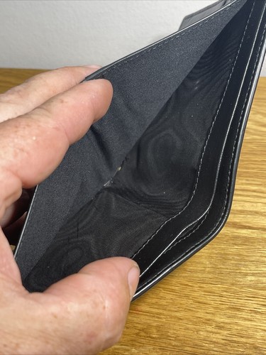 Fendi Hombre Negro Gris Cuero Doble Plegable Cartera En muy buena condición - Imagen 9 de 13