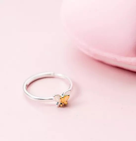 как выглядит Wonderful Double Butterfly Design In 10K Two Tone Gold Women