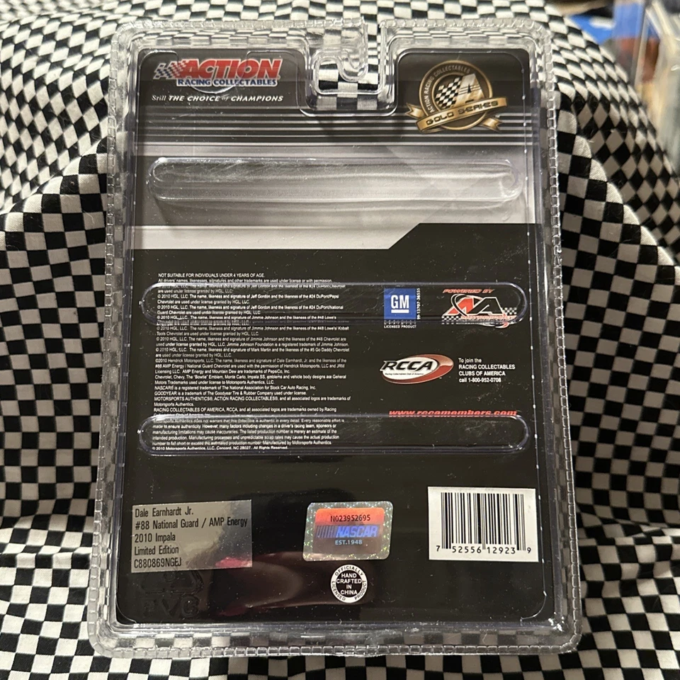 Monster Truck 2010 Action Dale Earnhardt Jr. 1:64 Guardia Nacional lote de 2 nuevo en paquete Foto 3 de 4