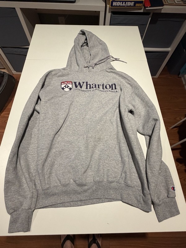 University Of Pennsylvania Wharton Champion Hoody Men’s Large