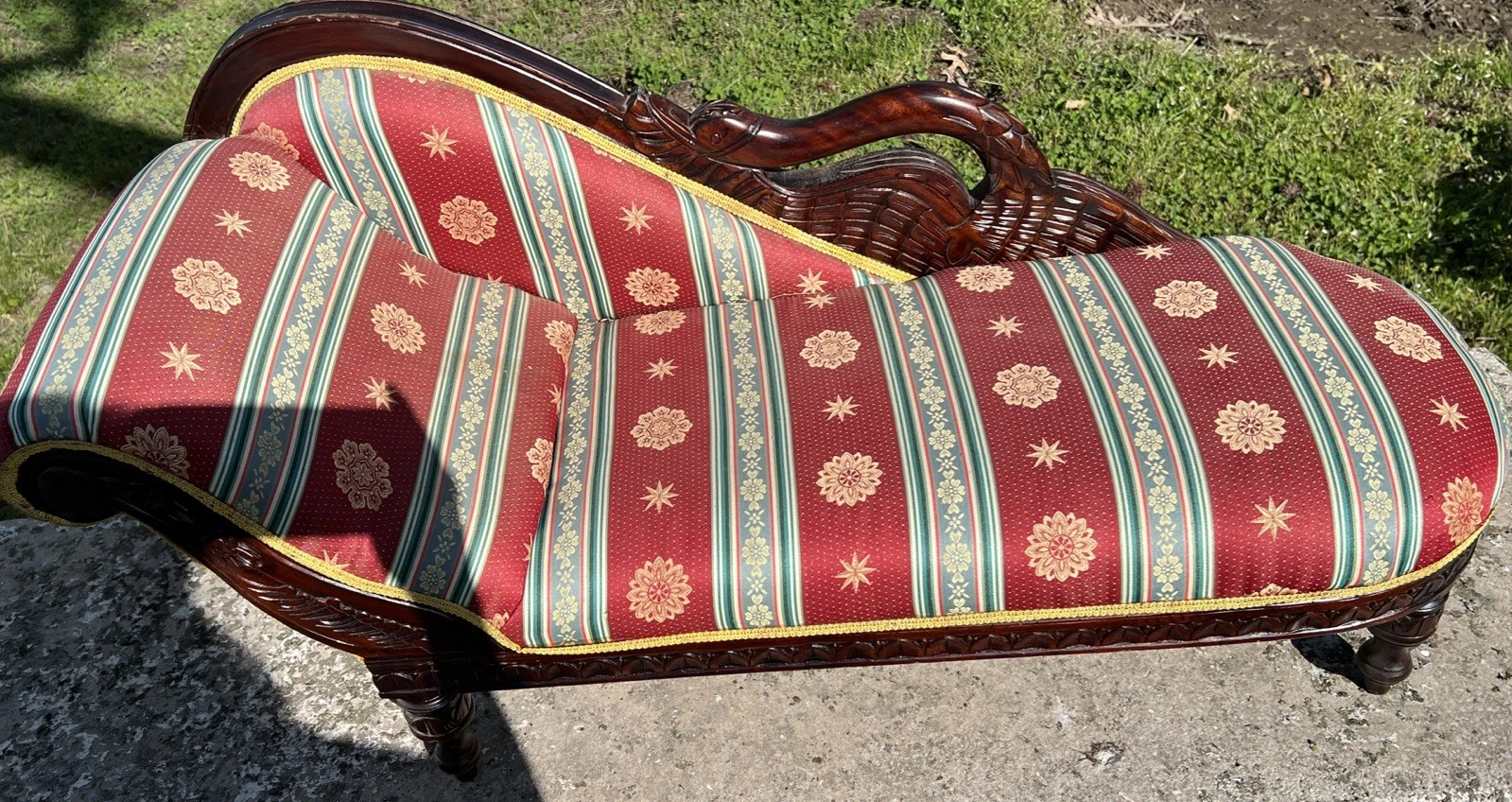 Vintage Victorian-Style Doll Sized Upholstered Chaise Fainting Couch-37LX 12X8
Opens in a new window