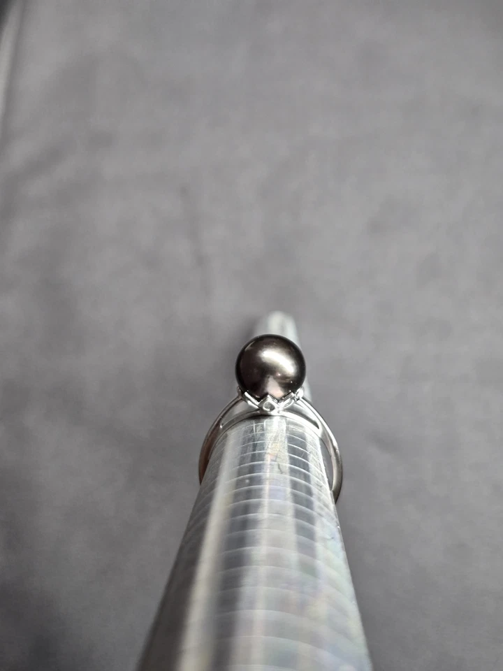 Genuine Black Pearl On 925 Silver Ring Size 9 - Image 3 of 3