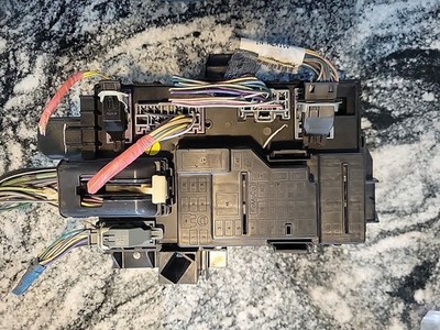 07 08 Ford Expedition 5.4 2WD Fuse Box PR Distribution 7L1T-15604