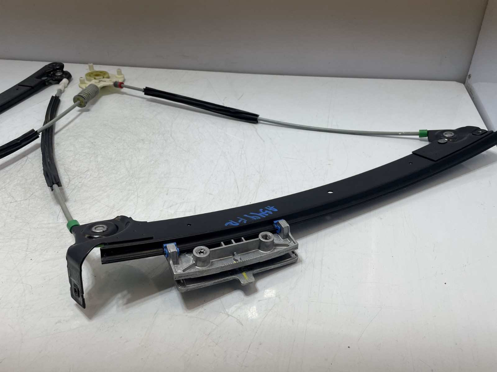 ✅ 03-18 OEM Bentley Continental GT Front Right Passenger Door Window Regulator