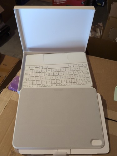 Apple Magic Keyboard for iPad 10th Gen. - US English - 第 2/3 張圖片