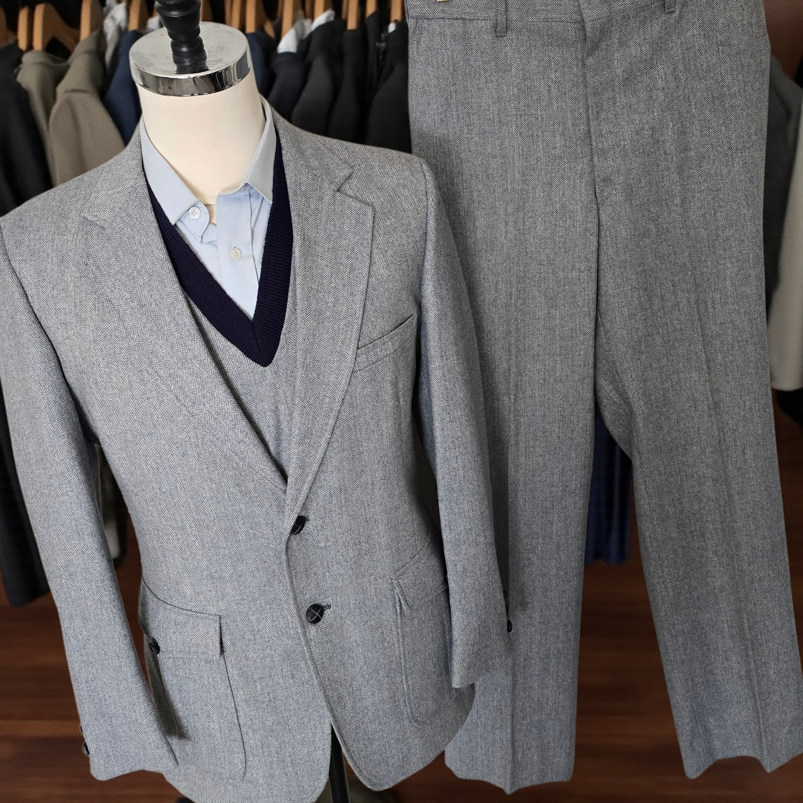 Vintage 1970s 3 Piece Suit 40L 32x33 Blue Herringbone Flare Leg Dartmouth Ivy