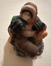 Clarecraft Terry Pratchett Discworld - DW03A Librarian With Tankard Figure