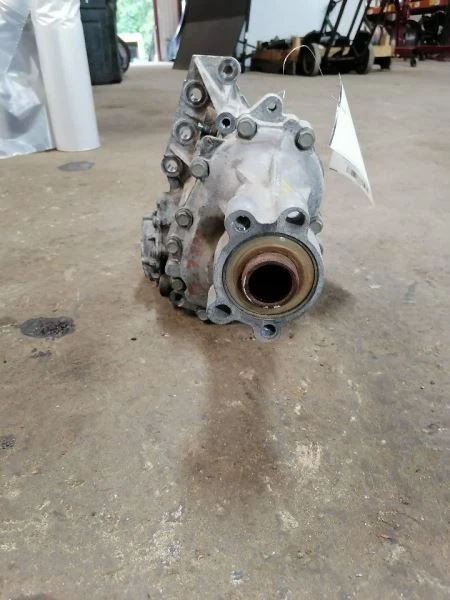 Transfer Case 3.6L VIN 3 8th Digit Opt Lfx Fits 14-19 XTS 740856 - Image 3 of 4