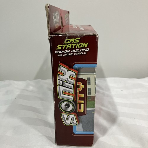 Sonix City Micro Gas Station Interactive Playset Add On with Mini Car - New-Open - Picture 2 of 9