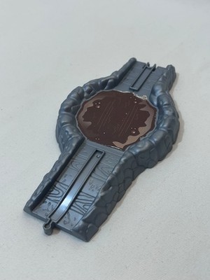 Thomas und seine Freunde Take N Play schlammiges Pfützenbahnstück für Züge Motoren