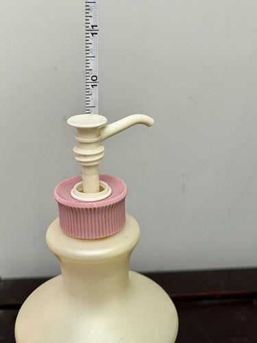 RARO De Colección. Dispensador bomba decorativa de plástico Jergens Loción. VACÍO 16 FL OZ. - Imagen 8 de 9