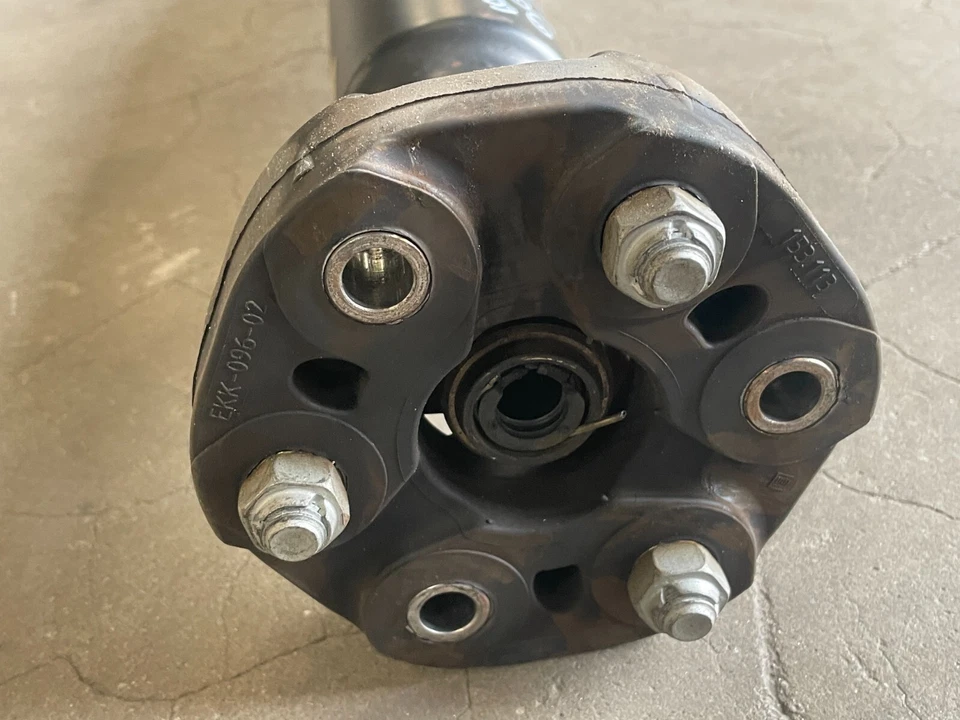 BMW M3 E46 2001-2006 manual eje de transmisión M/T hélice 3,2 L tracción trasera 1566 OEM Foto 4 de 4