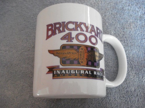 VINTAGE 1994 LOT OF 5 DIFFERENT SIZE GLASSES FROM INAUGURAL BRICKYARD 400 RACE - Picture 3 of 7