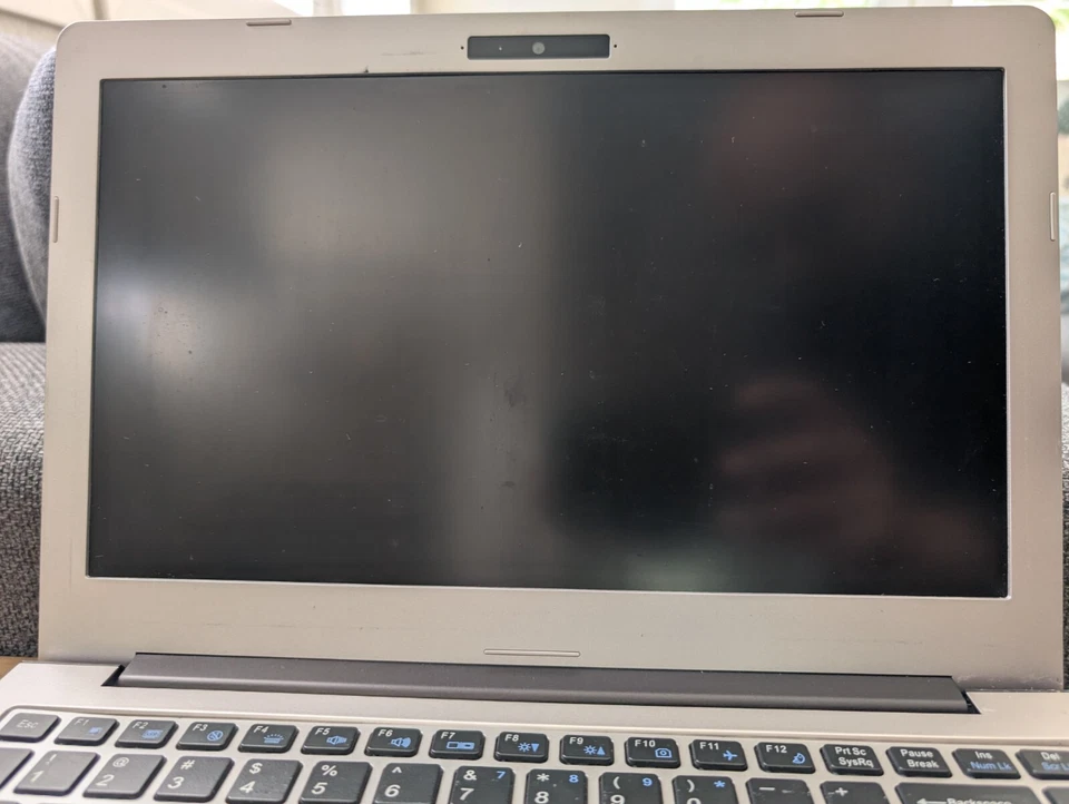 Modelo de 13 polegadas SAGER NP3146 (CLEVO N141ZU) - 32GB RAM, 256GB SSD - Imagem 4 de 4