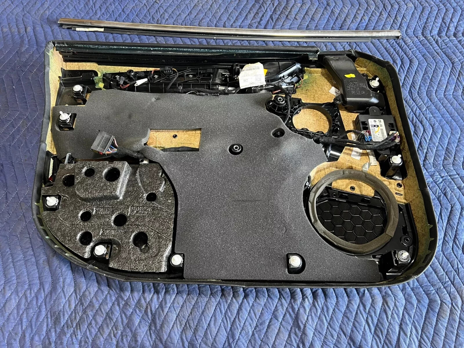 MASERATI QUATTROPORTE FRONT RIGHT PASSENGER INTERIOR DOOR PANEL OEM 2014-2020 💎