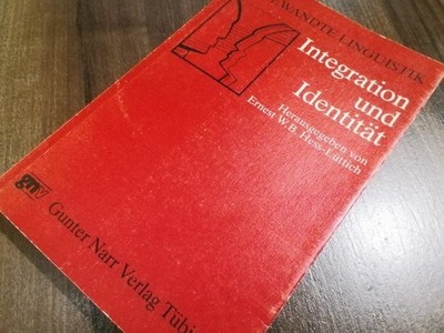 Integration und Identität. Soziokult. und psychopädag. Probleme im Sprachunt[..]