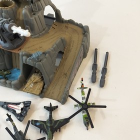 Lot Micro Machines Military Battle Zone Hornet Hill (Incomplete) 1990's Galoob