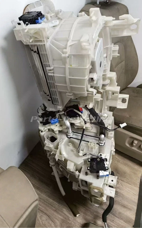 Conjunto de evaporador de aire acondicionado delantero y conjunto de soplador para Lexus LX570 2008-2015 Foto 3 de 3