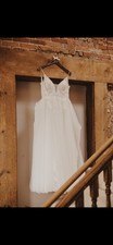 Size 2-4 Ivory Wedding Dress
