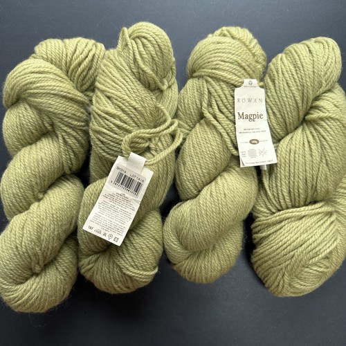 ROWAN MAGPIE YARN "314 Green" Aran 153 Yards - Dye Lot 12FB - 4 SKEINS - NOS