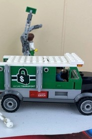 Lego 76015 Spider Man-Doc Ock Truck Heist Marvel heroes W/manual Incomplete Read