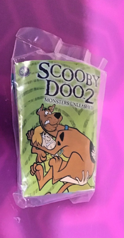 SCOOBY-DOO2 MONSTERS UNLEASHED MYSTERY VAN VIEWFINDER BURGER KING  2003