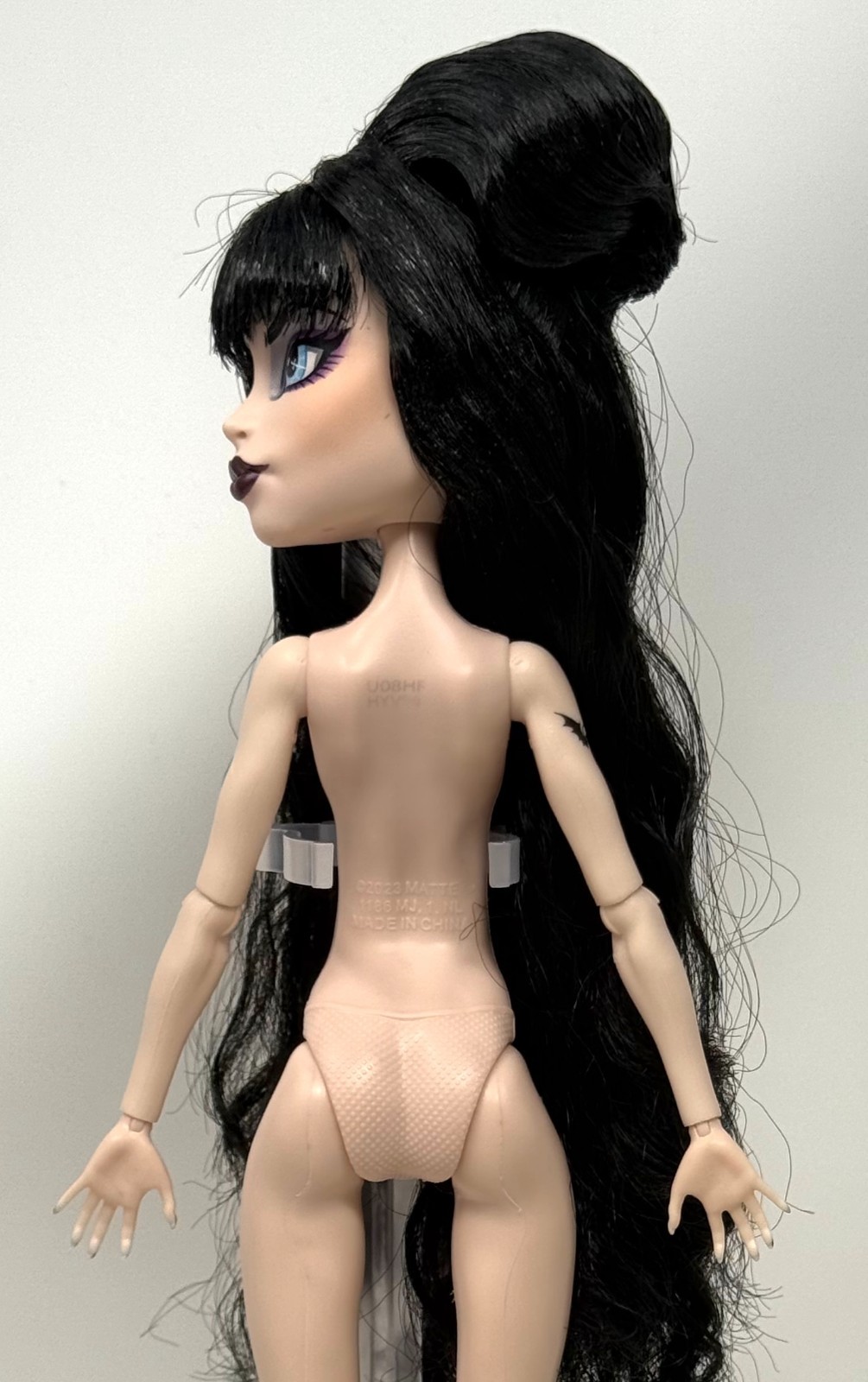 Monster High 2025 Skullector Elvira Mistress of the Dark Nude Doll Bat Tattoo