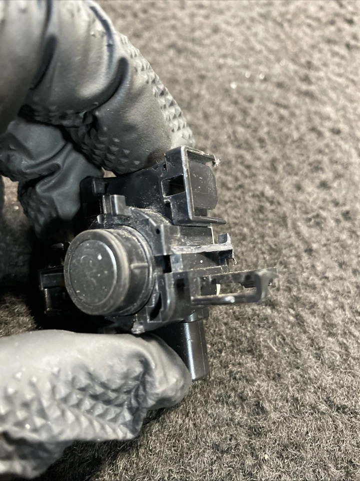 Sensor de ayuda de estacionamiento para parachoques trasero Lexus RC300 2015-2017 OEM 89341-53010-B2 Foto 3 de 4