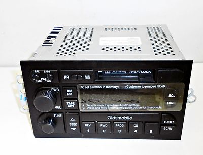 New Delco Electronics AM/FM/Cassett Radio 16236453 970NAD | eBay