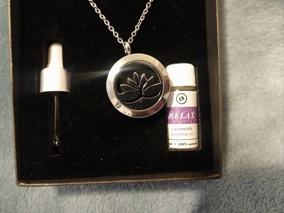 Trendy Aroma Necklace by Earthbound Trading Co Lavender aroma oil eBay