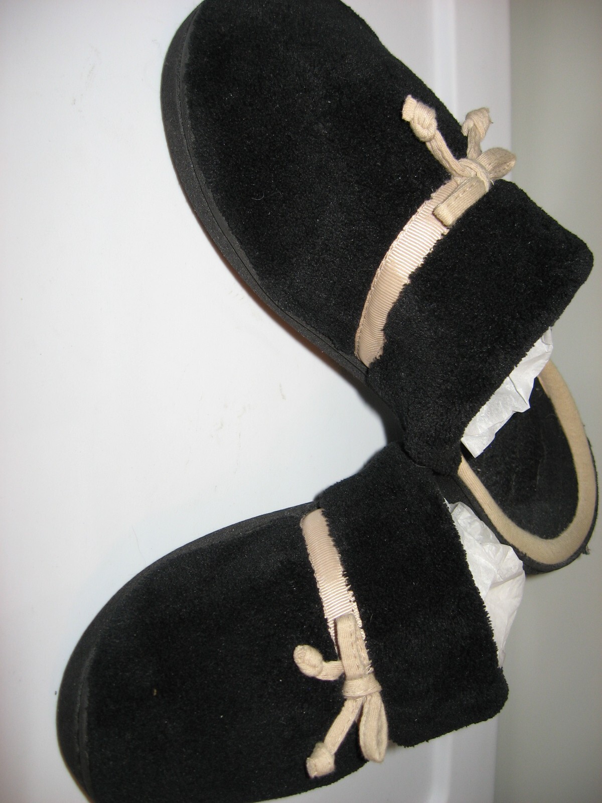 SAOLA Pantofole isotoner nere con fiocco rosa slip on suola esterna 8 5 9 (3156)