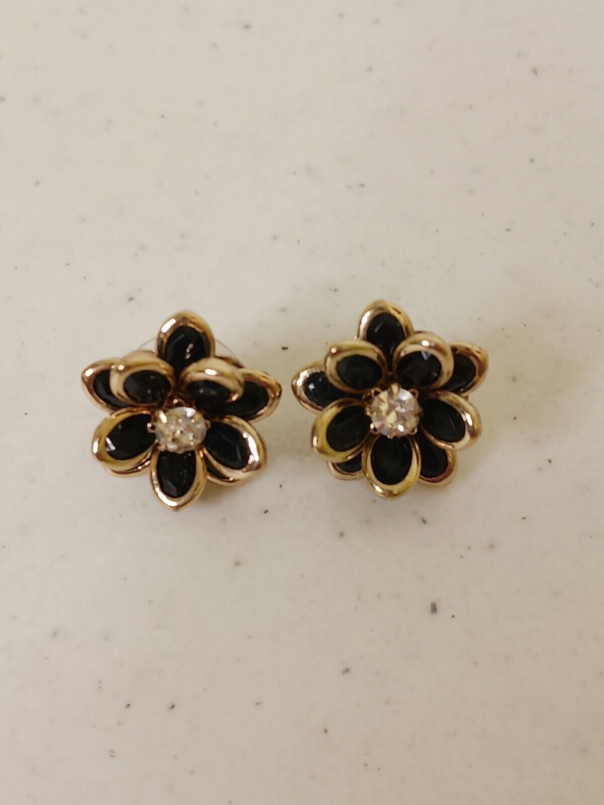 2Ct Round Cut Simulated Diamond Flower Stud Earrings 14K Yellow Gold Plated