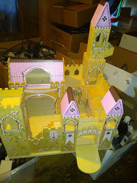 melissa & doug deluxe folding medieval wooden castle